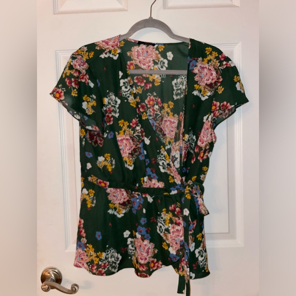 Lily Black Floral Shortsleeve V-Neck Wrap Waist Peplum Style Blouse
